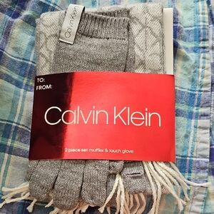 NWT Calvin Klein 2pc Winter Set